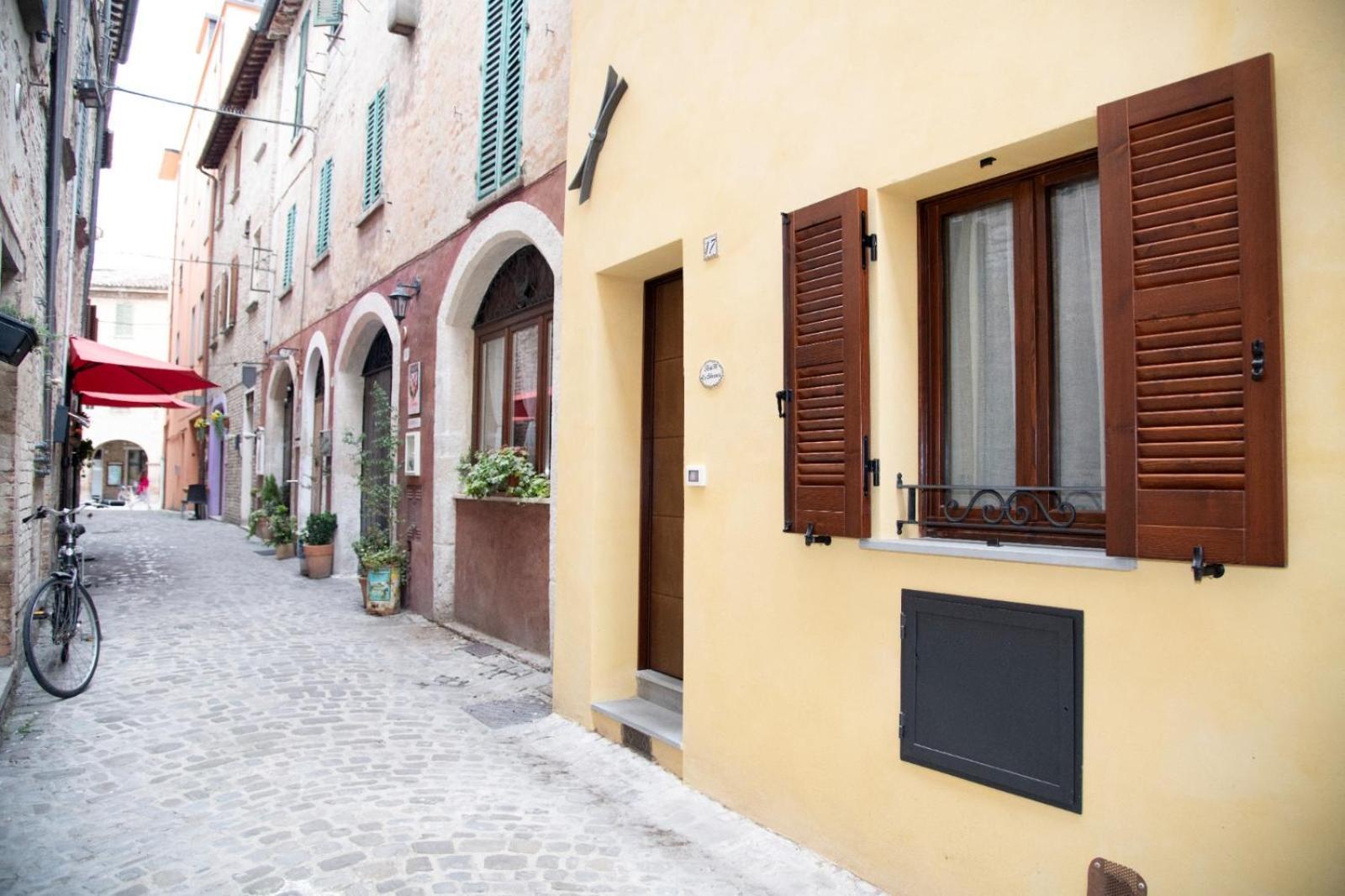 La Braveria Урбания Экстерьер фото